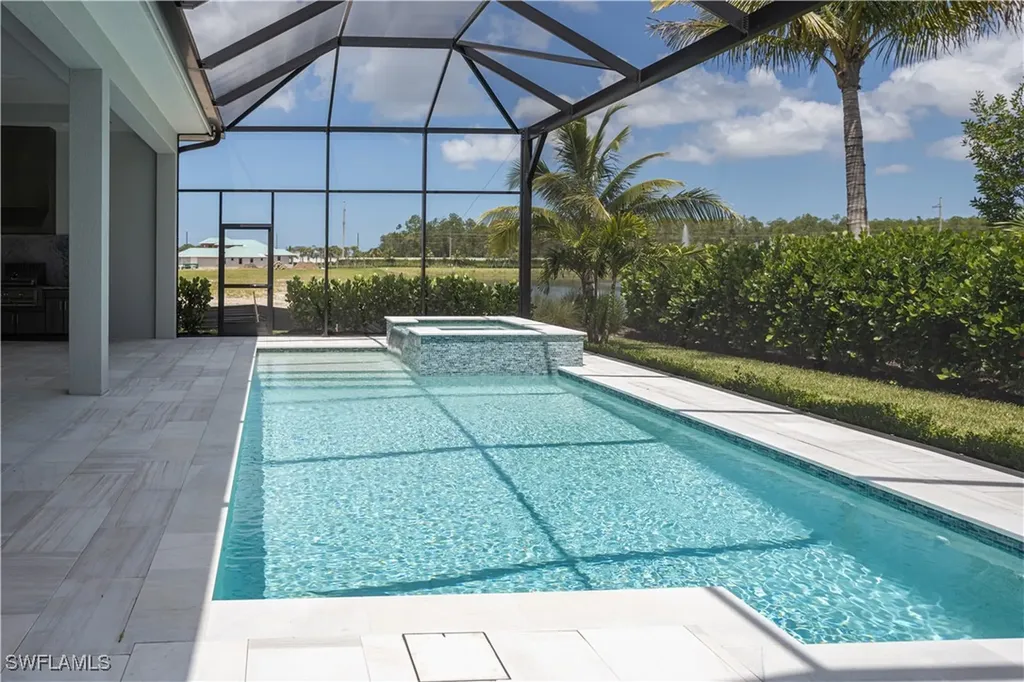 9471 Caymas Way Naples FL 34114