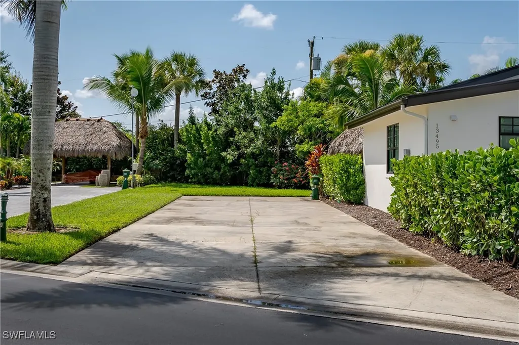 13499 Snook Circle Naples FL 34114
