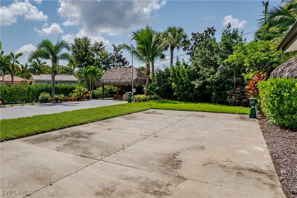 13499 Snook Circle Naples FL 34114