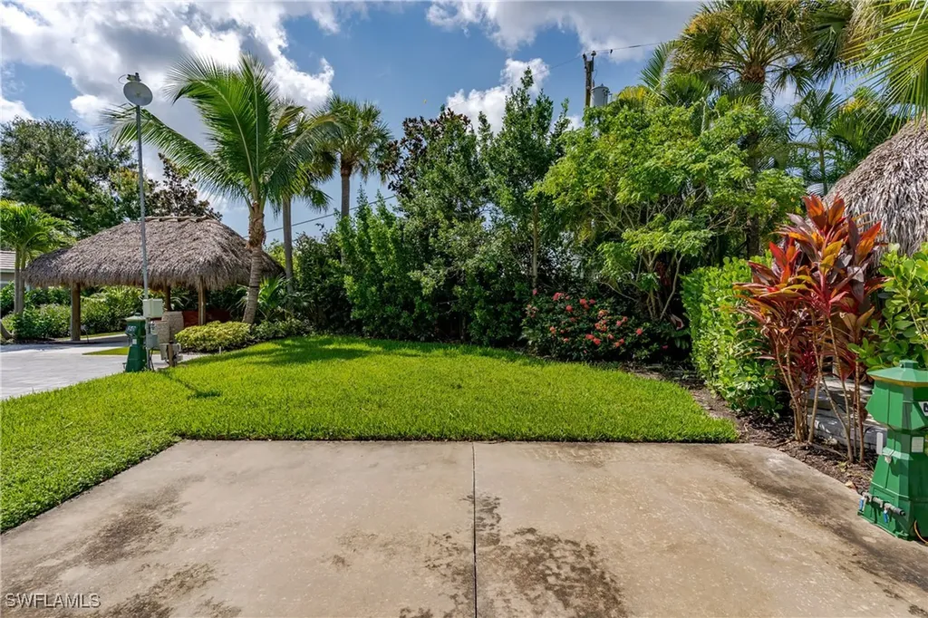 13499 Snook Circle Naples FL 34114