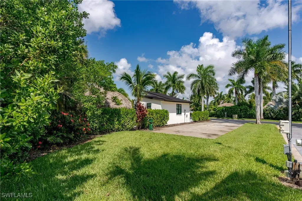 13499 Snook Circle Naples FL 34114