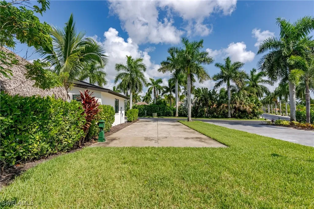 13499 Snook Circle Naples FL 34114