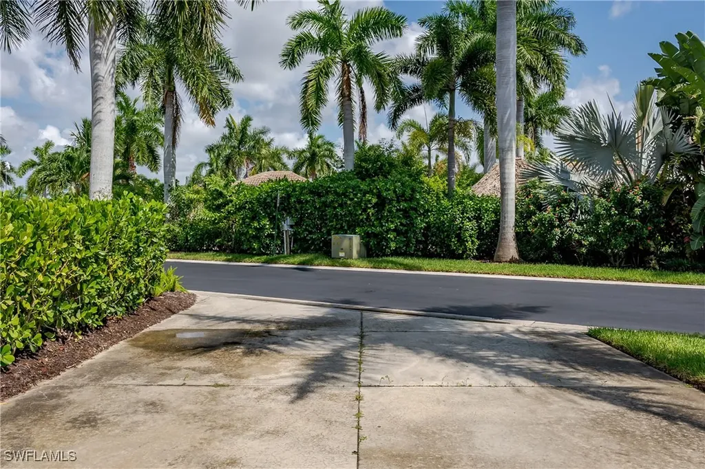 13499 Snook Circle Naples FL 34114