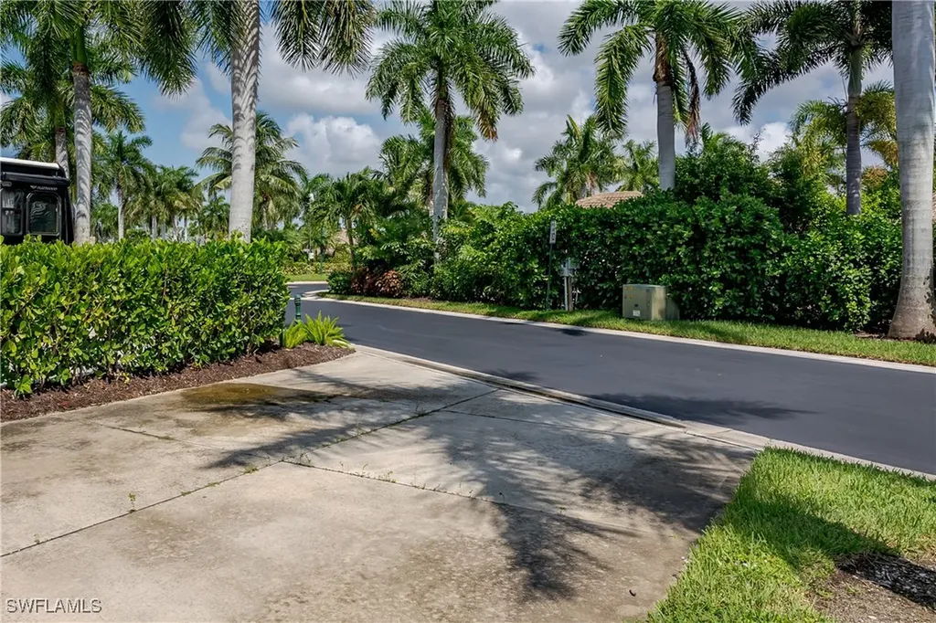 13499 Snook Circle Naples FL 34114