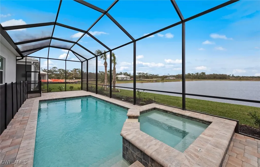 7007 Chapel Creek Lane North Fort Myers FL 33917