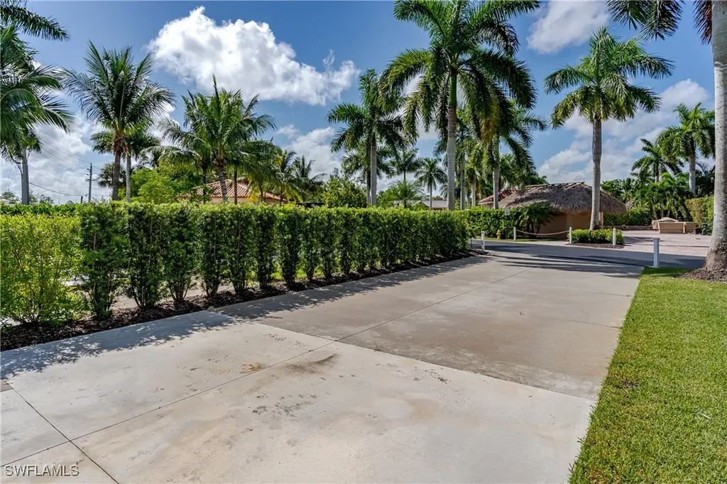 13611 Snook Circle Naples FL 34114
