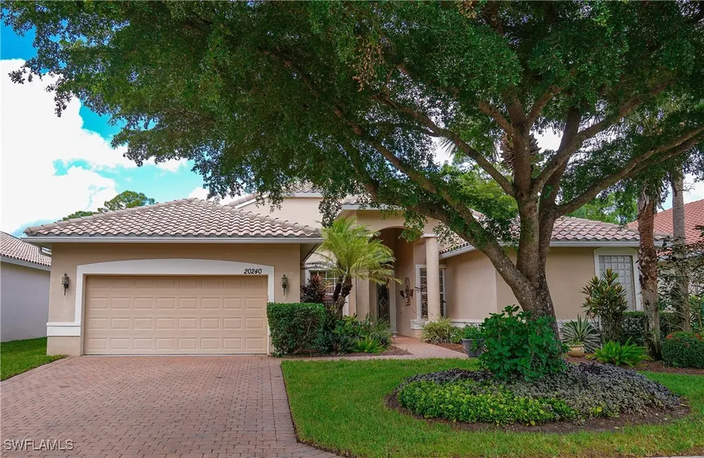 20240 Foxworth Circle Estero FL 33928