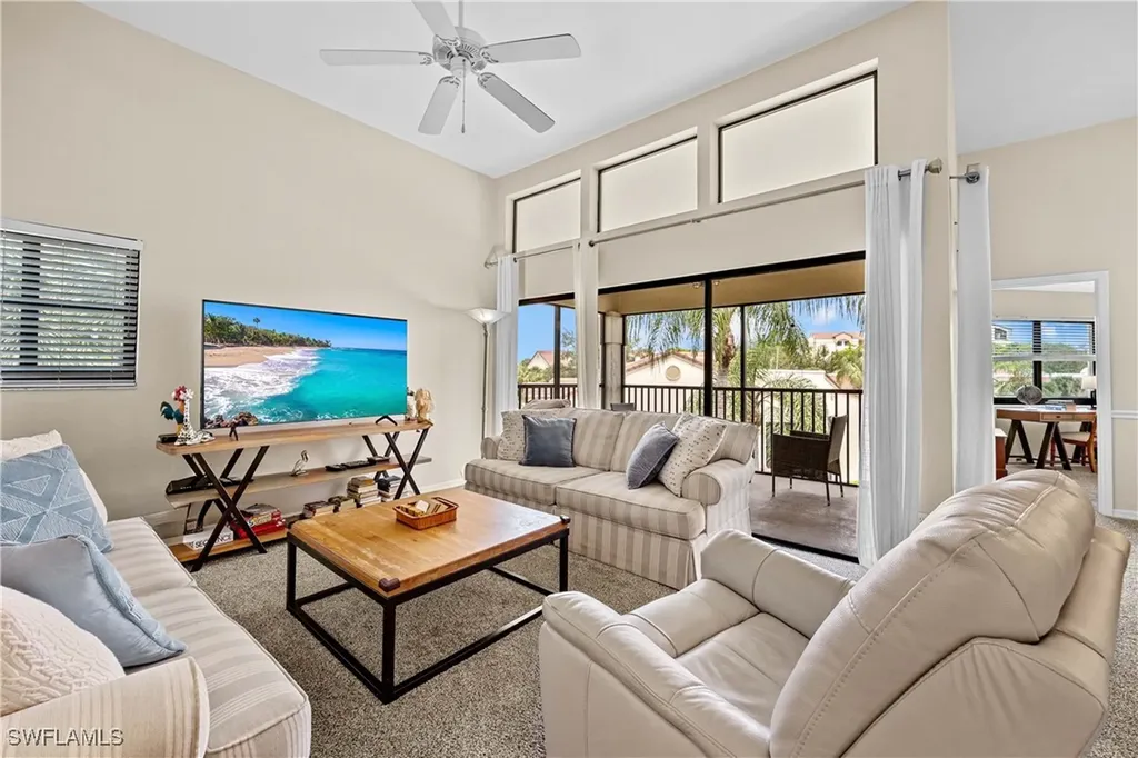 Naples FL, 6545 Valen Way, Unit F306