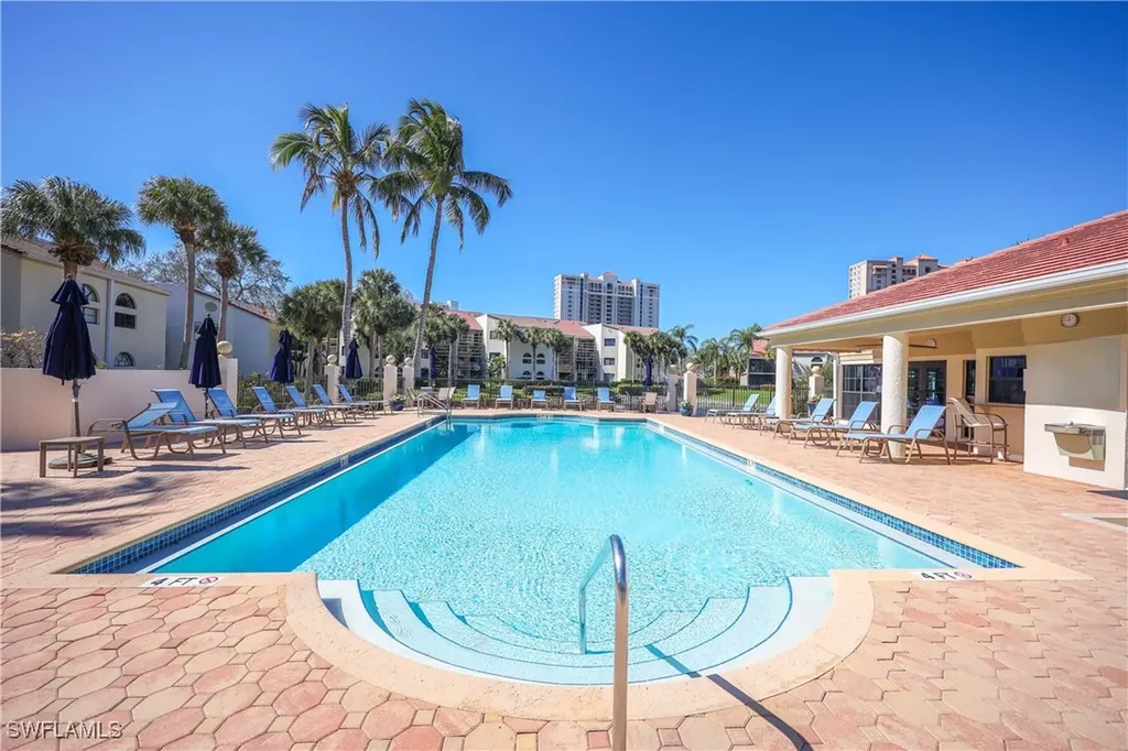 6545 Valen Way Naples FL 34108