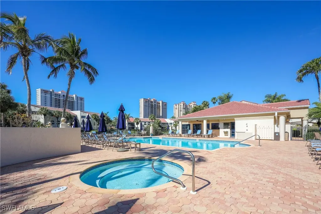 6545 Valen Way Naples FL 34108