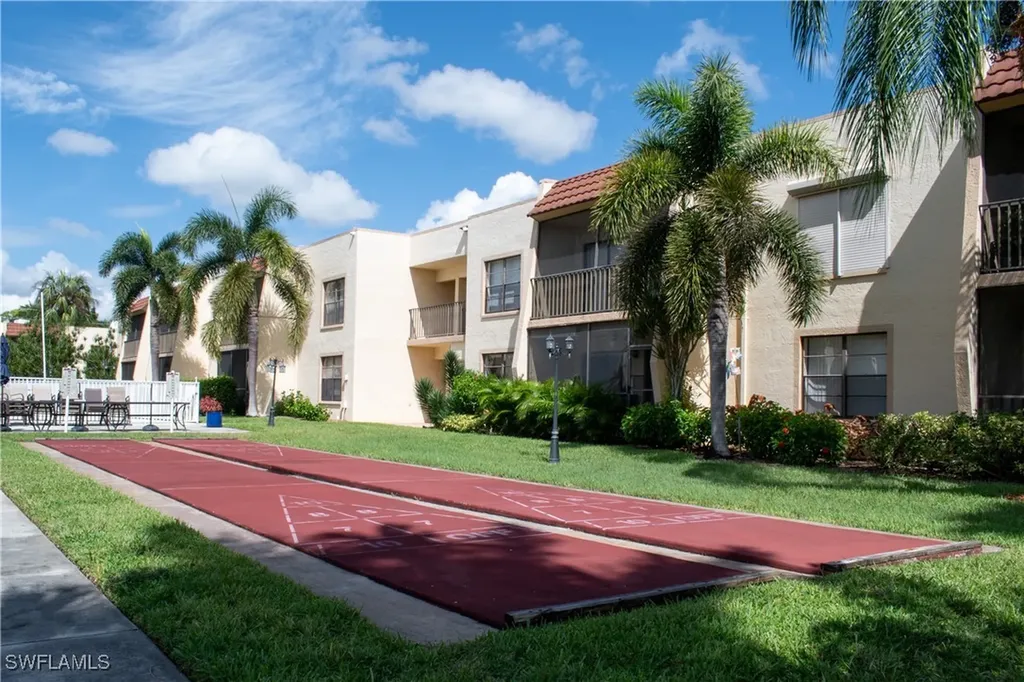 12505 Mcgregor Boulevard Fort Myers FL 33919