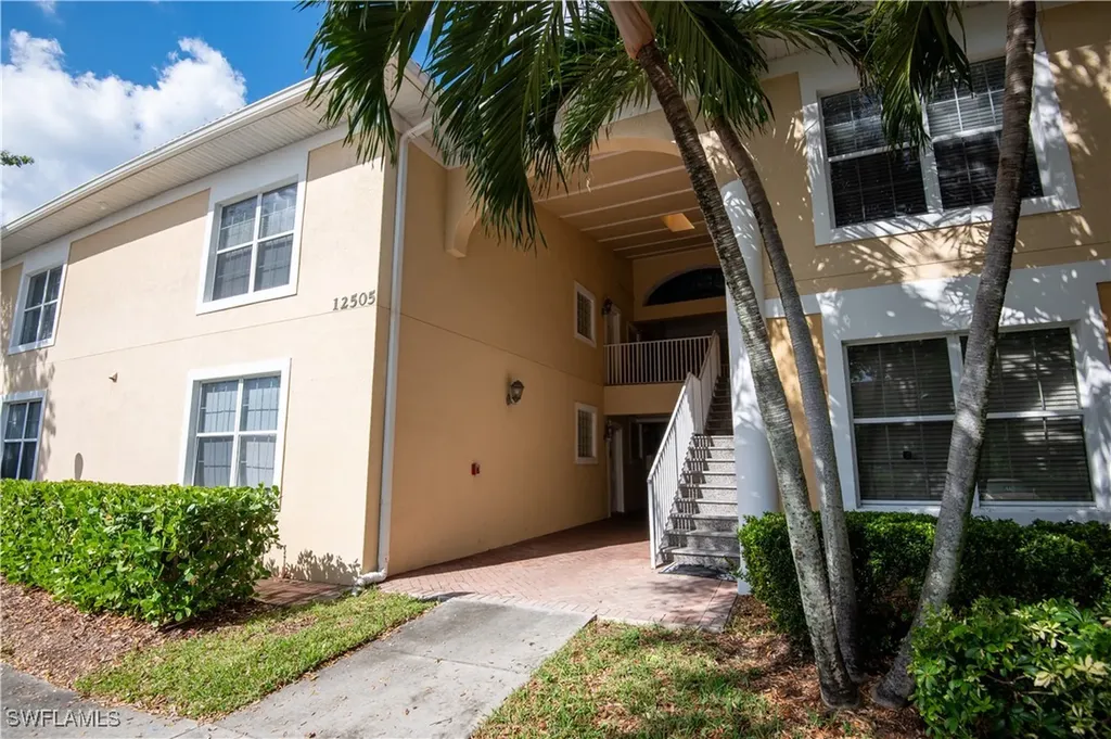 12505 Mcgregor Boulevard Fort Myers FL 33919