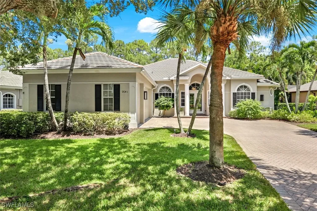 9641 Wilshire Lakes Boulevard Naples FL 34109