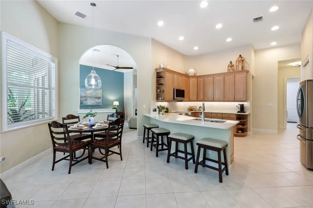 9641 Wilshire Lakes Boulevard Naples FL 34109