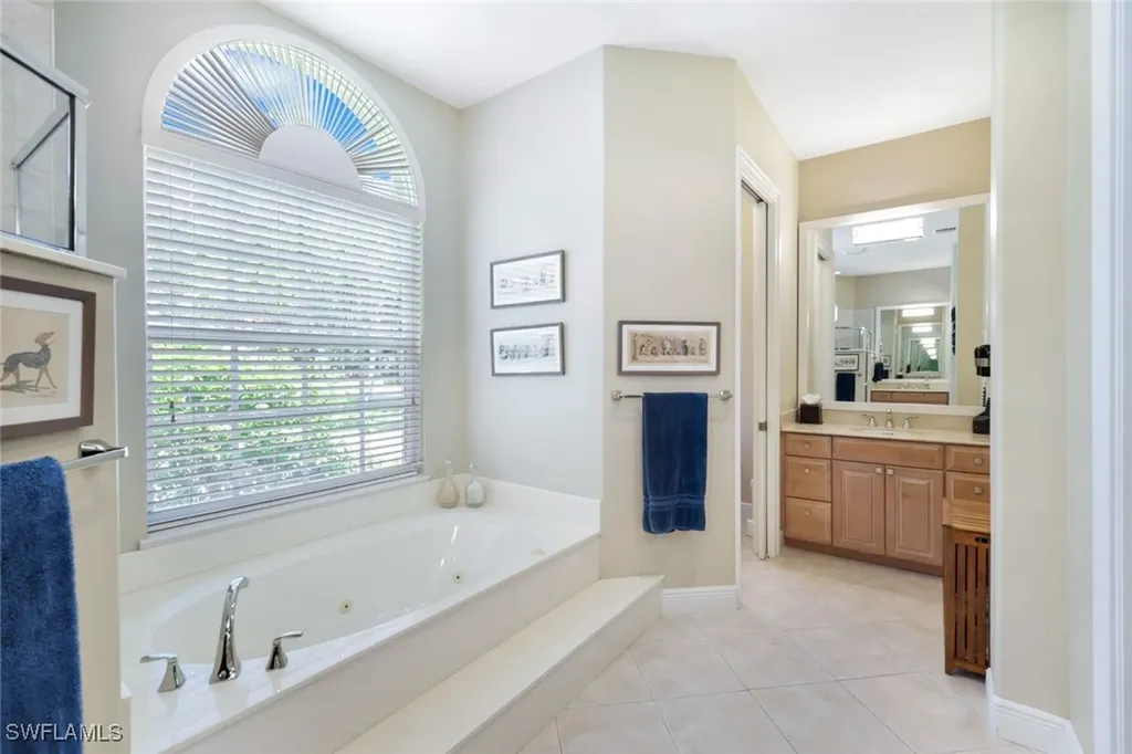 9641 Wilshire Lakes Boulevard Naples FL 34109