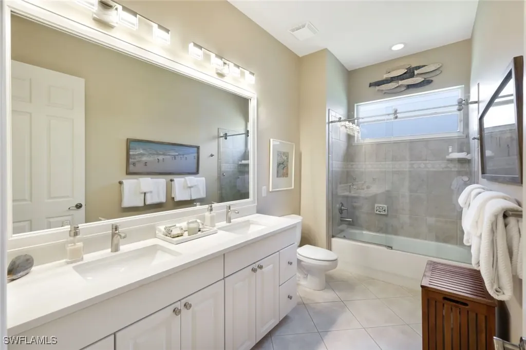 9641 Wilshire Lakes Boulevard Naples FL 34109
