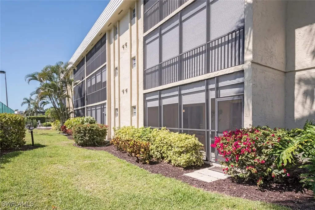 788 Park Shore Drive Naples FL 34103