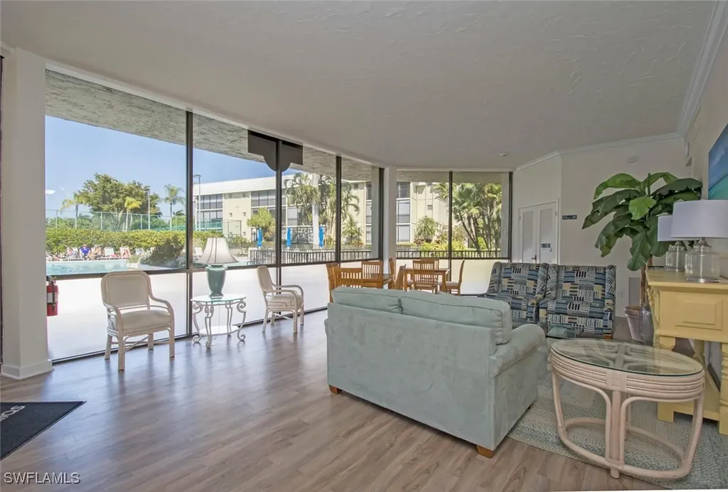 788 Park Shore Drive Naples FL 34103