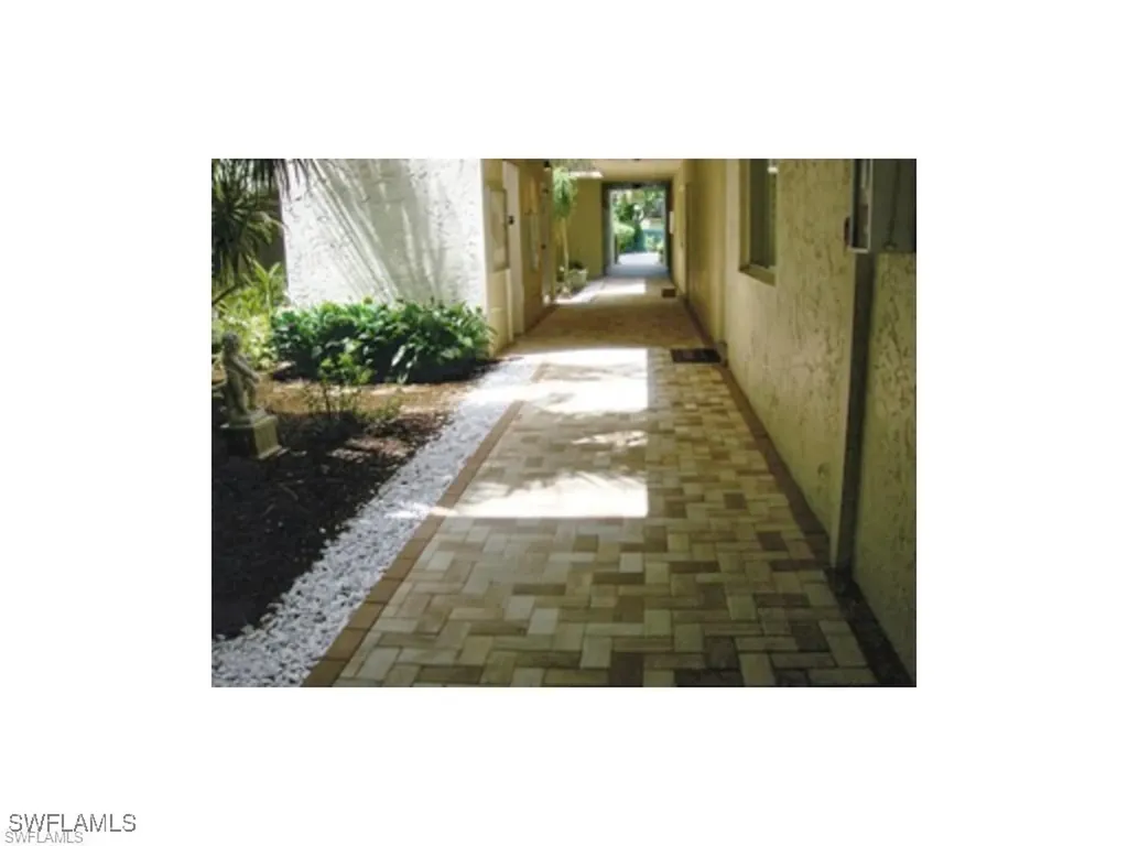 788 Park Shore Drive Naples FL 34103