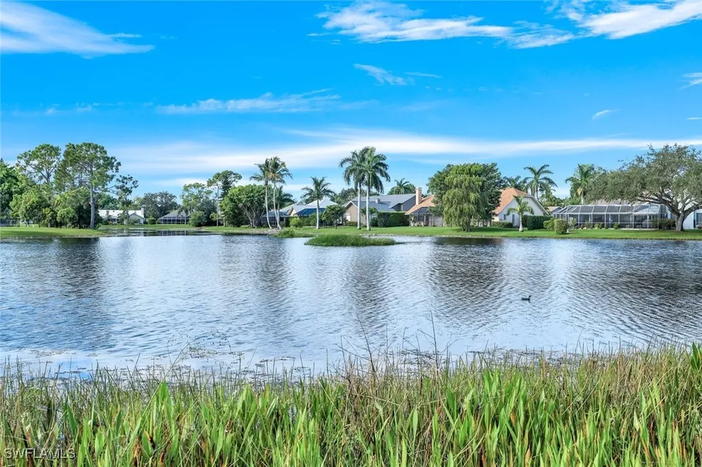 232 Melrose Place Naples FL 34104