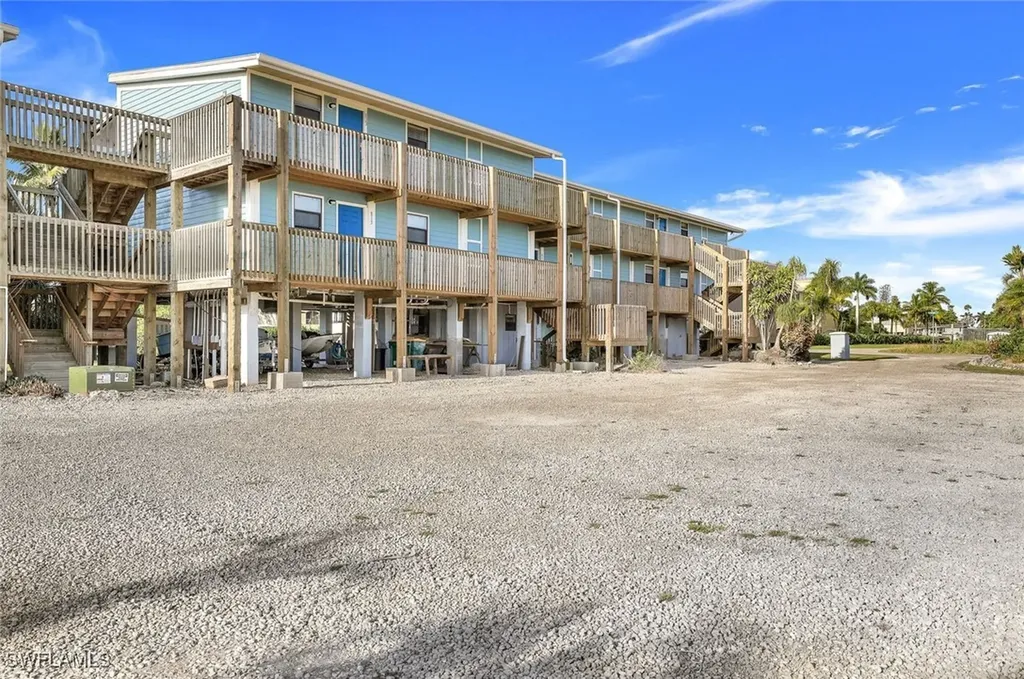 211 Buckner Avenue S Everglades City FL 34139