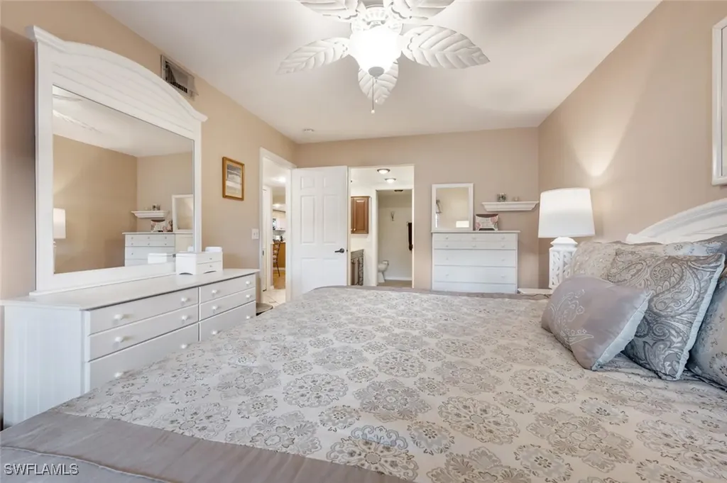 7340 Saint Ives Way Naples FL 34104