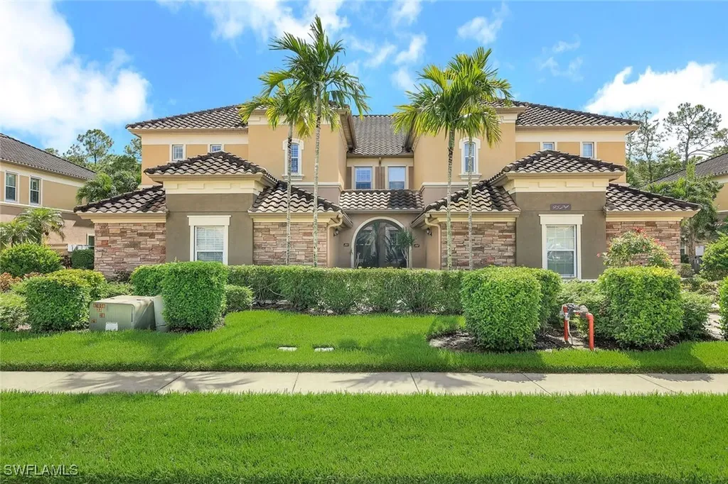 9524 Ironstone Terrace Naples FL 34120