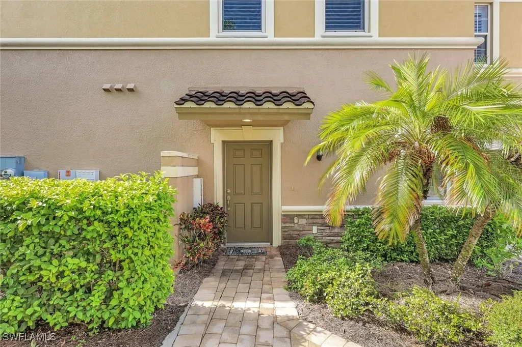 9524 Ironstone Terrace Naples FL 34120