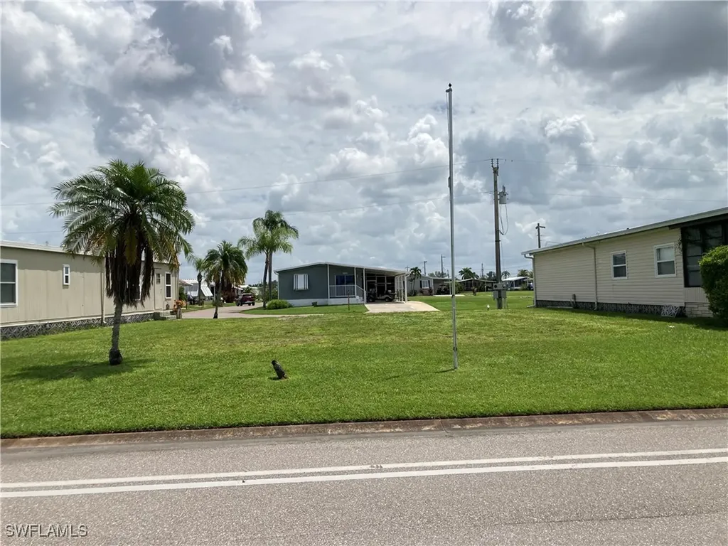 14521 Paul Revere Loop North Fort Myers FL 33917