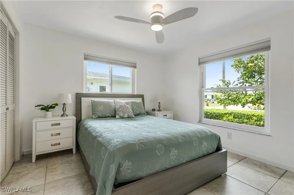 4113 SE 9th Court Cape Coral FL 33904