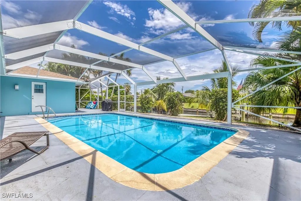 4113 SE 9th Court Cape Coral FL 33904