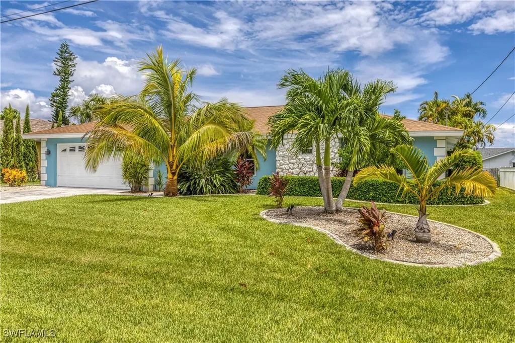 4113 SE 9th Court Cape Coral FL 33904