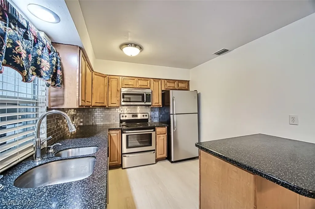 1500 Popham Drive Fort Myers FL 33919