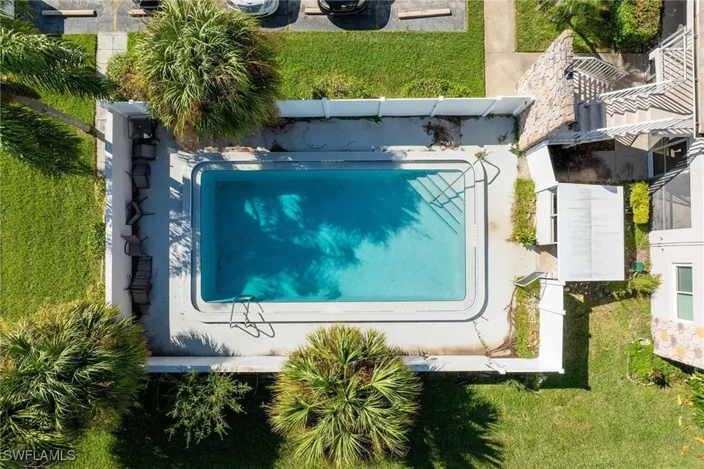 2504 SE 16th Place Cape Coral FL 33904