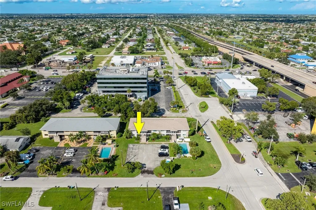 2504 SE 16th Place Cape Coral FL 33904