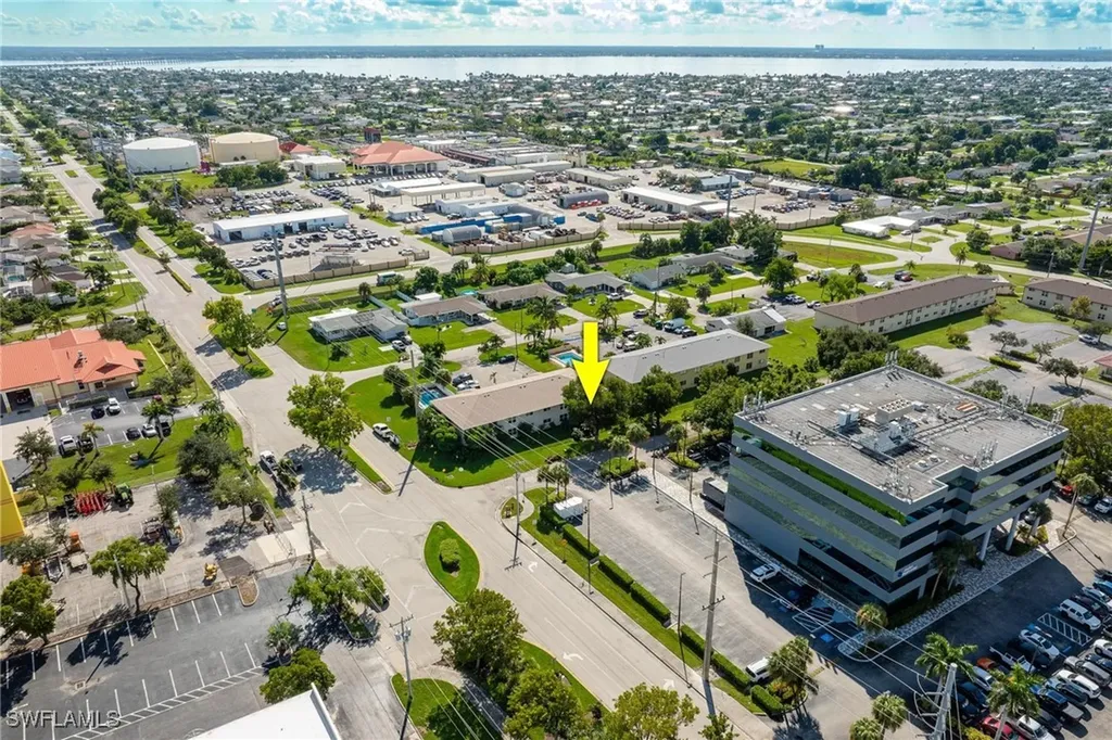 2504 SE 16th Place Cape Coral FL 33904