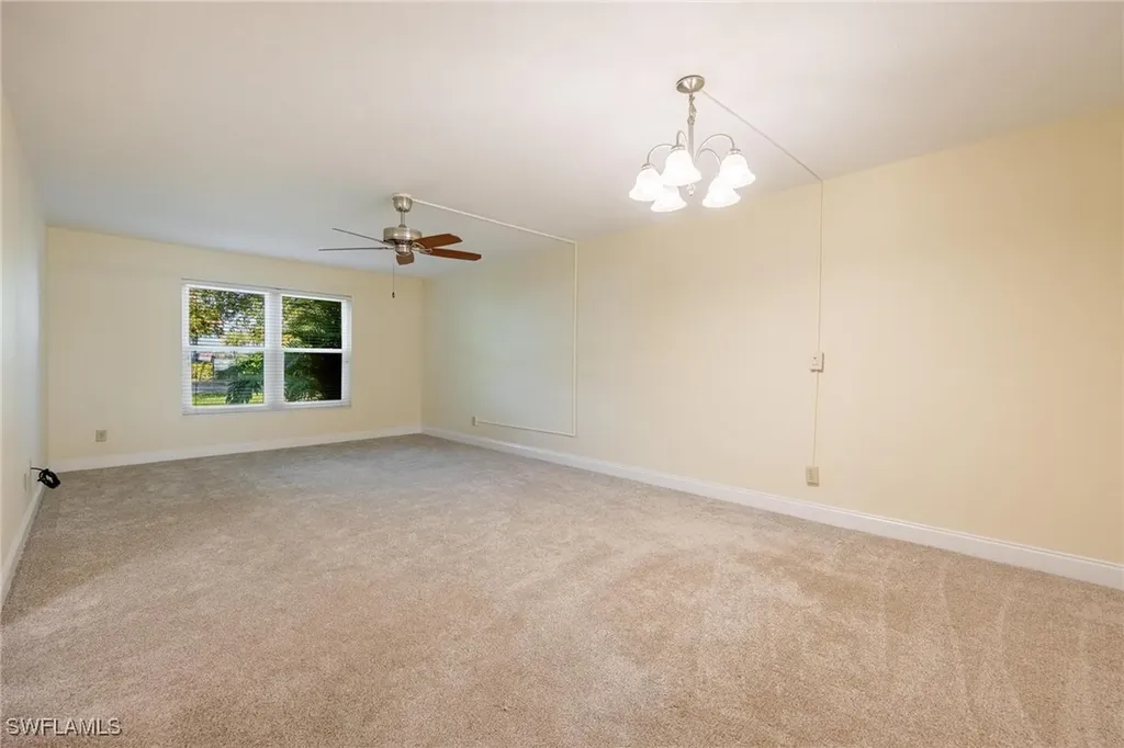 2504 SE 16th Place Cape Coral FL 33904