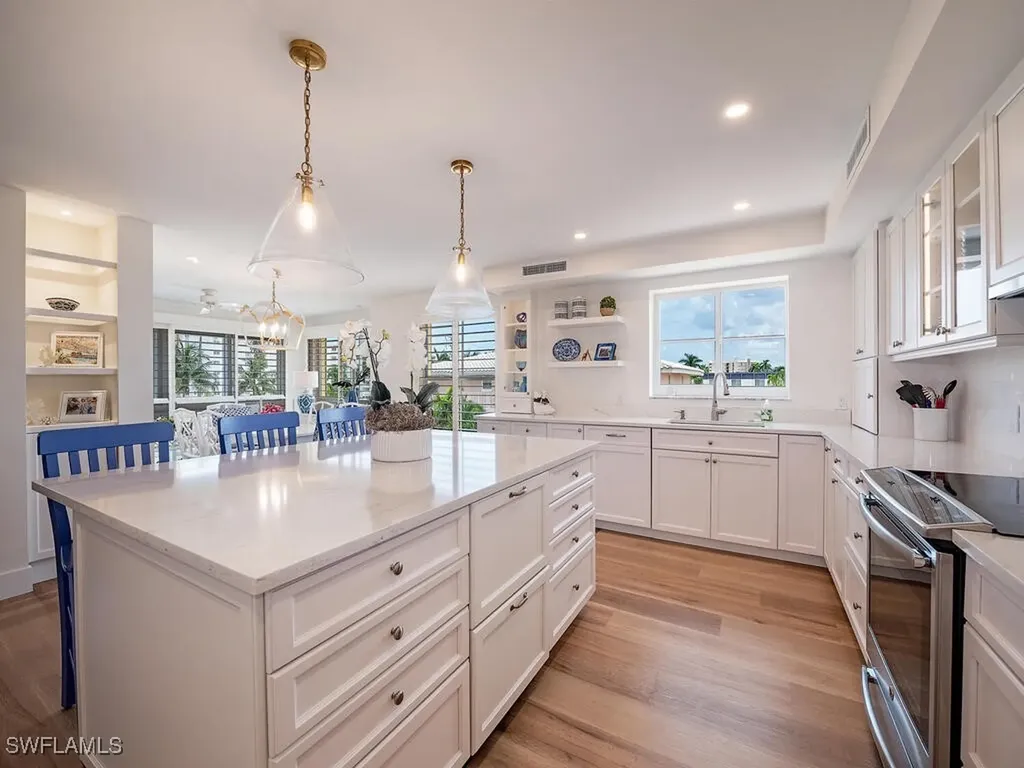 1900 Gulf Shore Boulevard N Naples FL 34102