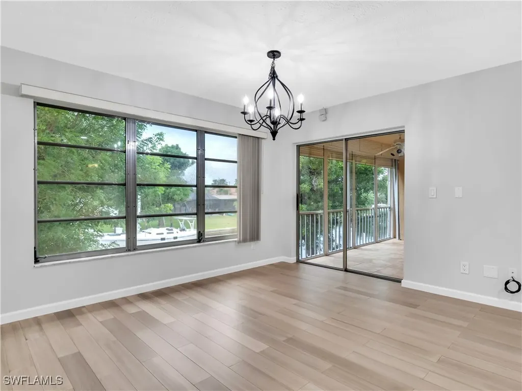 4924 Tudor Drive Cape Coral FL 33904