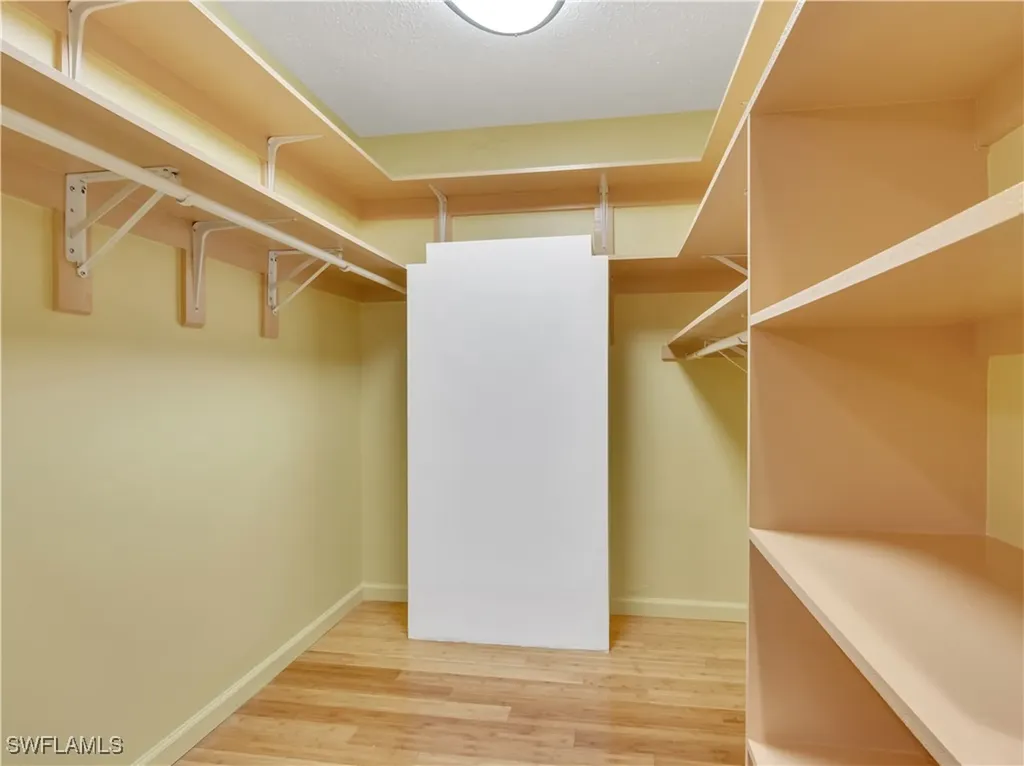 4924 Tudor Drive Cape Coral FL 33904