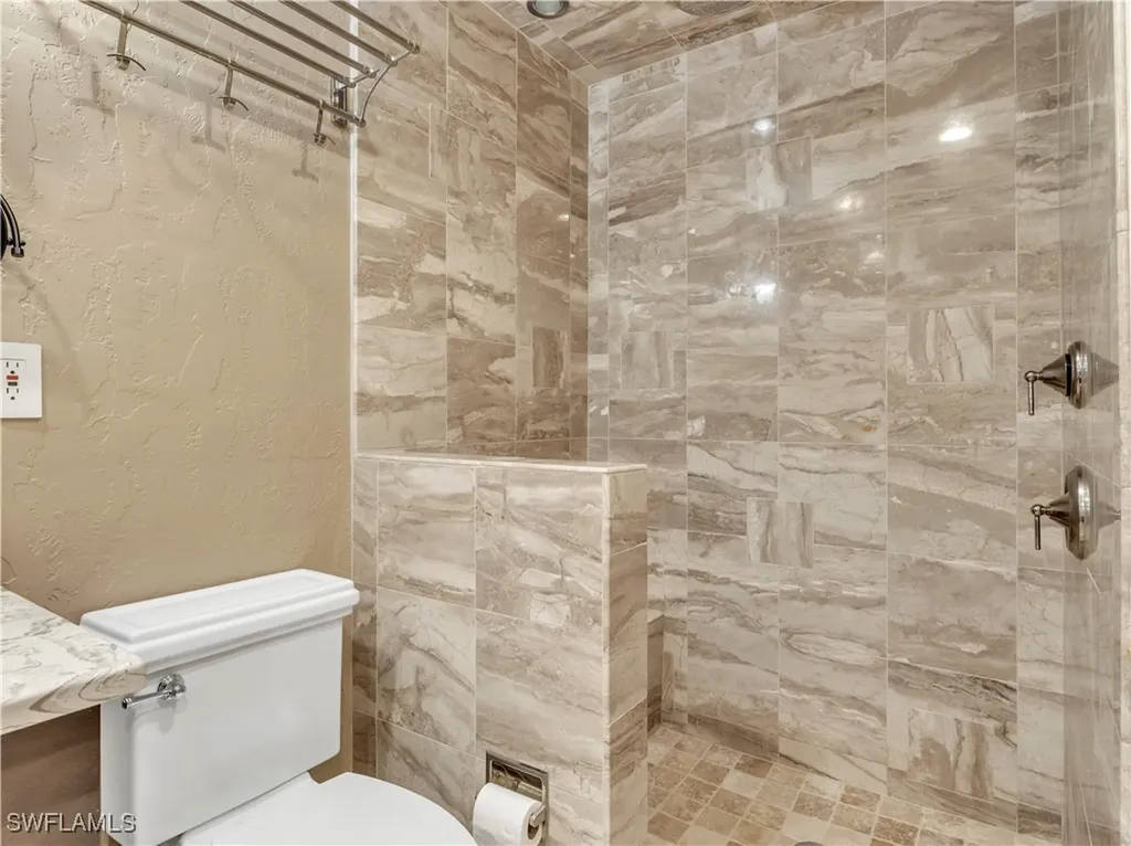 4924 Tudor Drive Cape Coral FL 33904