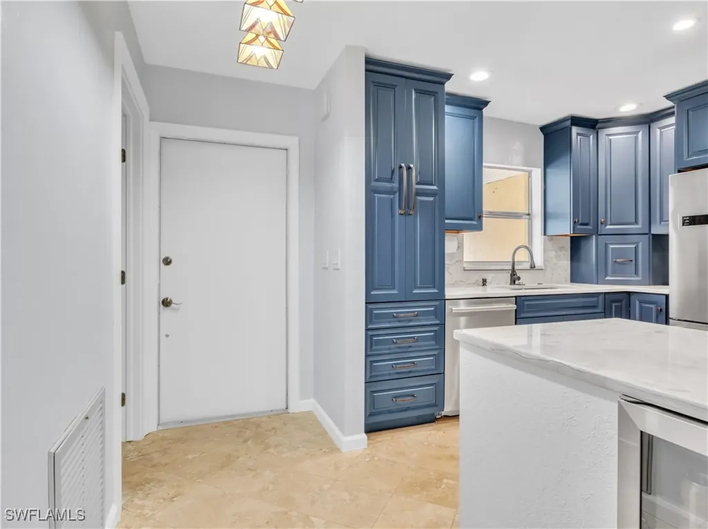 4924 Tudor Drive Cape Coral FL 33904