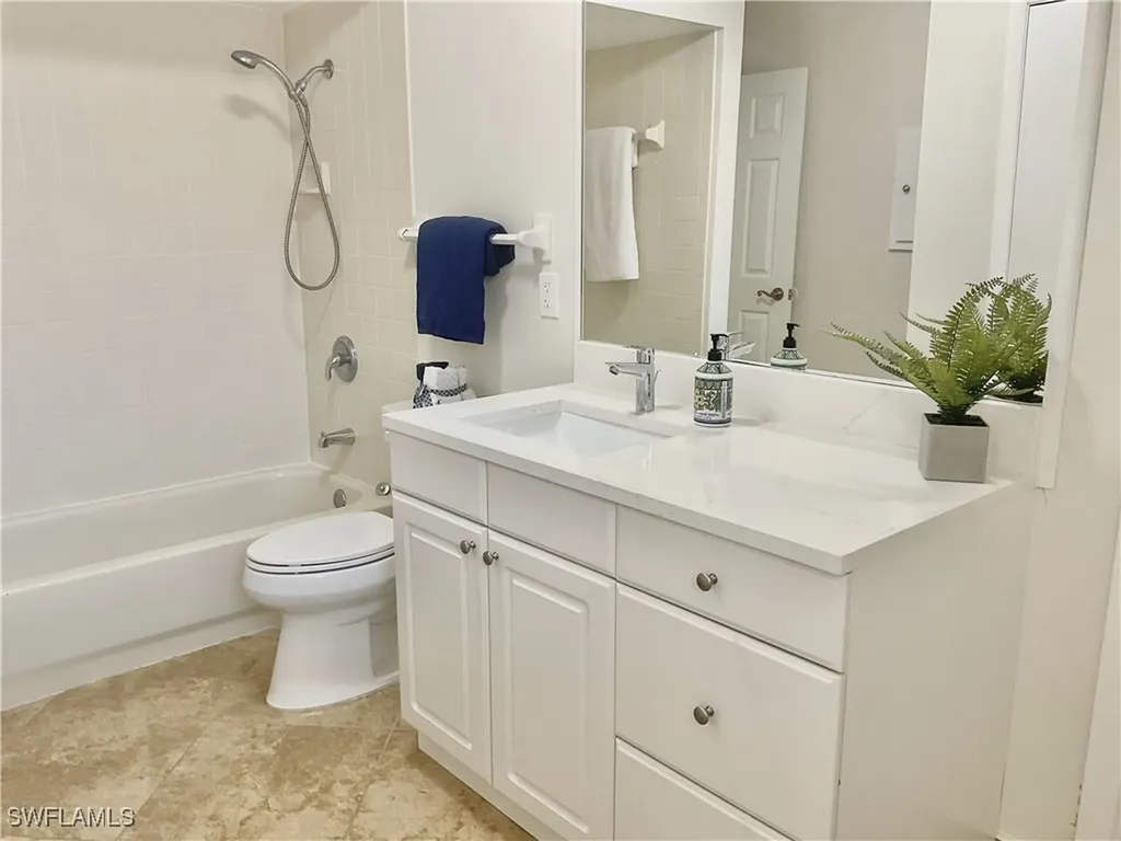 755 106th Avenue N Naples FL 34108