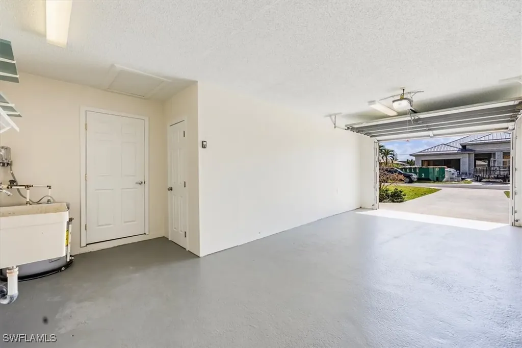 755 106th Avenue N Naples FL 34108