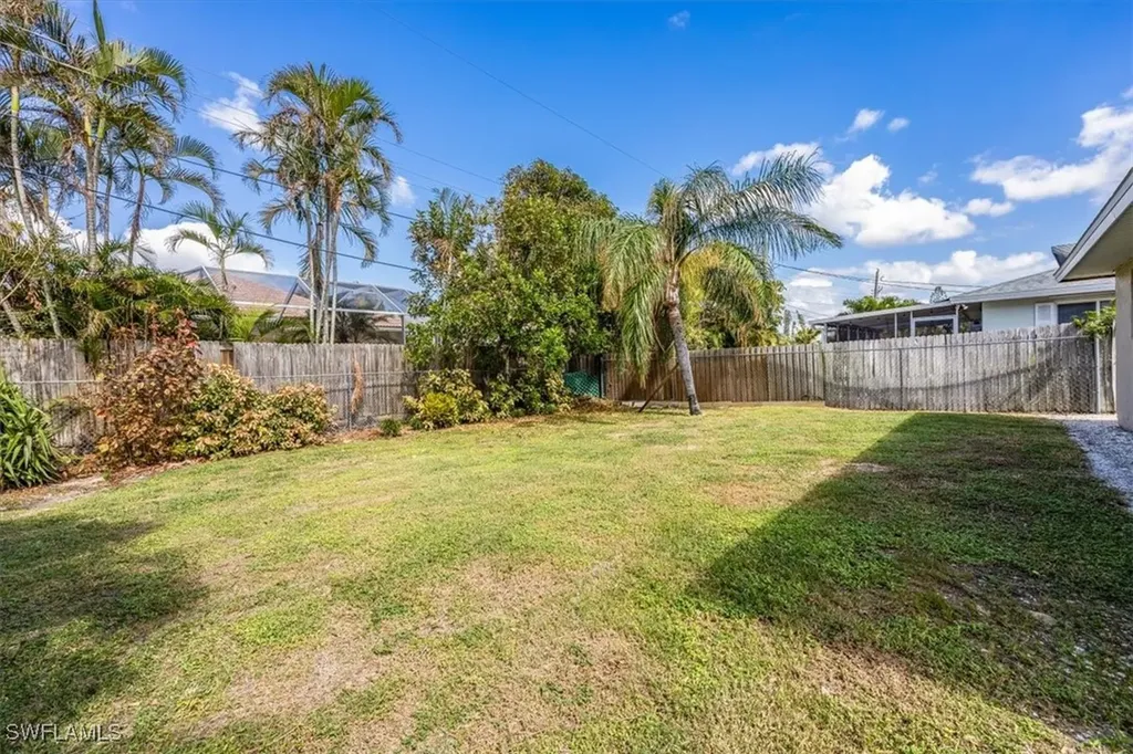 755 106th Avenue N Naples FL 34108