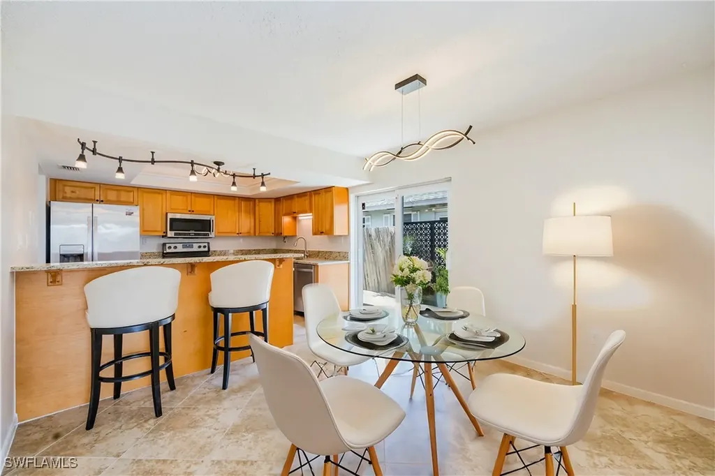 755 106th Avenue N Naples FL 34108