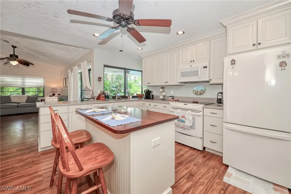 637 Astarias Circle Fort Myers FL 33919