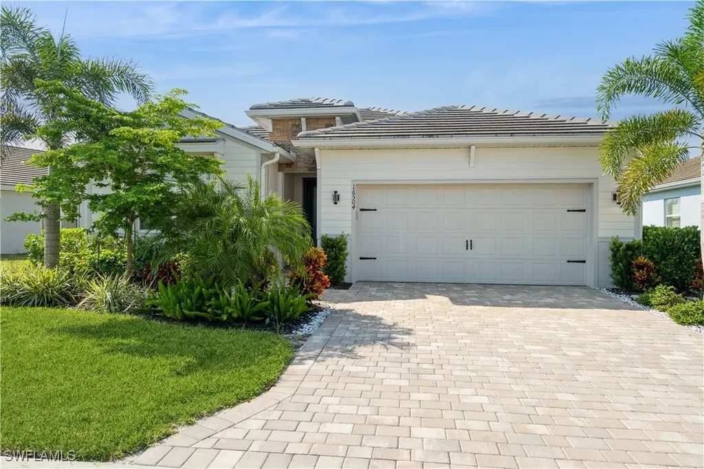 16504 Crescent Beach Way Bonita Springs FL 34135