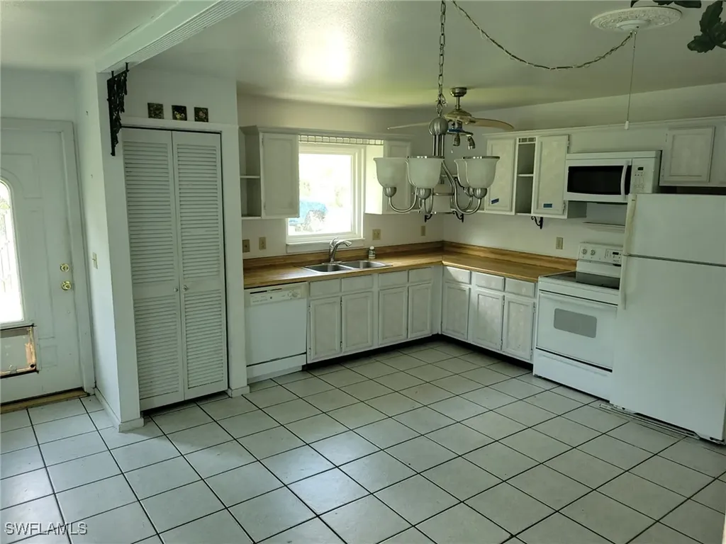 5384 Henley Street Bokeelia FL 33922