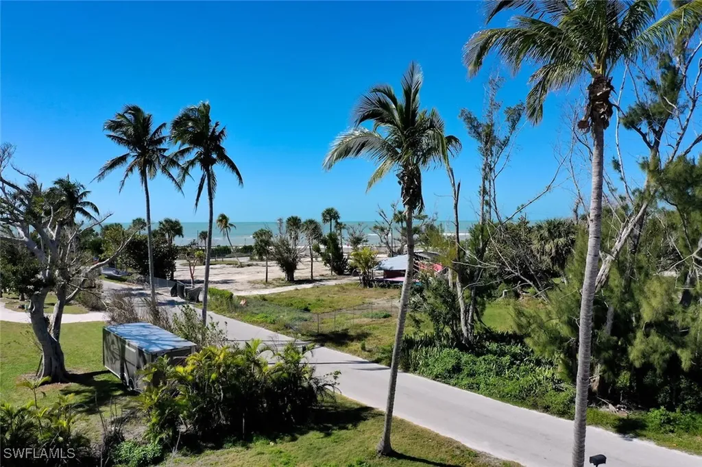 2490 Coconut Drive Sanibel FL 33957